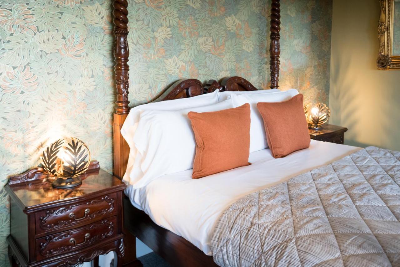 Tottington Manor Hotel Henfield Extérieur photo