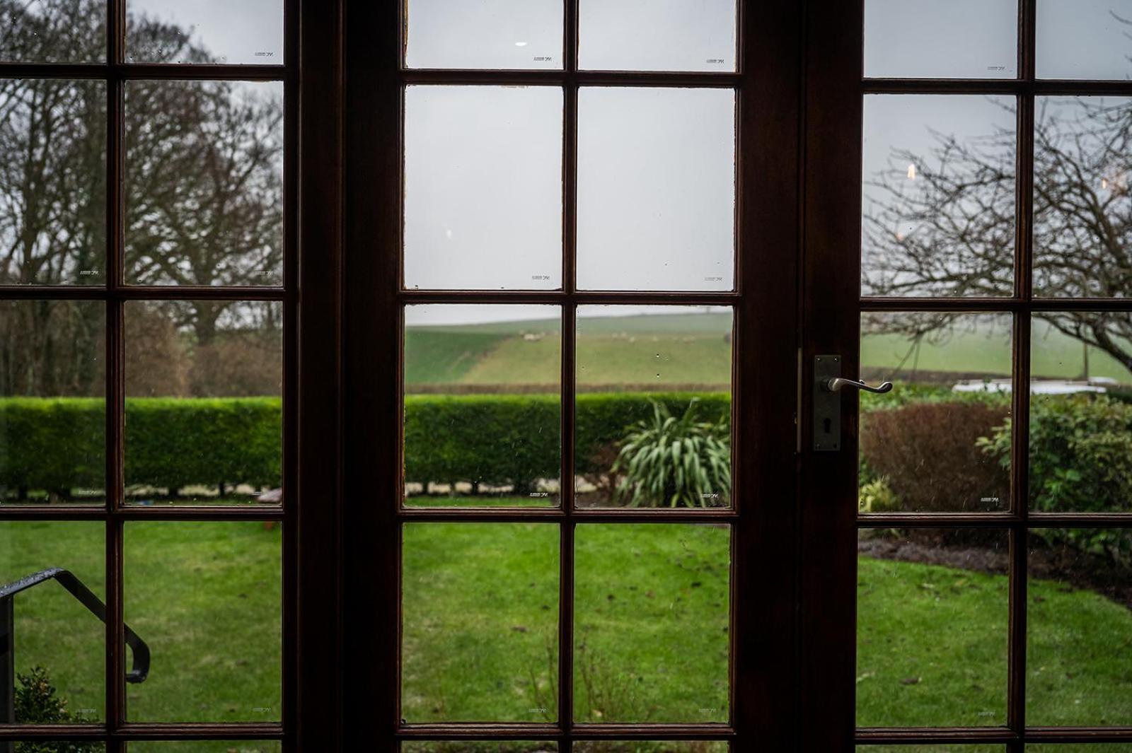 Tottington Manor Hotel Henfield Extérieur photo