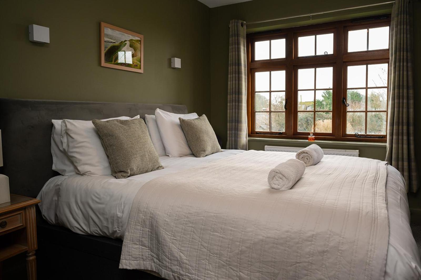 Tottington Manor Hotel Henfield Extérieur photo
