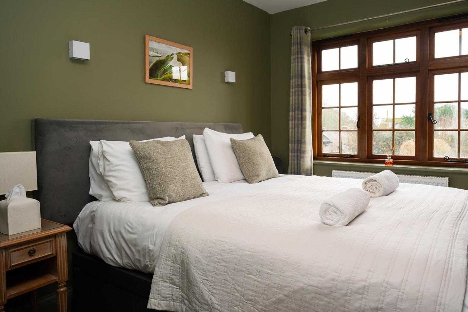 Tottington Manor Hotel Henfield Extérieur photo